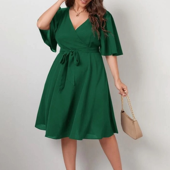 Last one Plus size belted butterfly sleeve dress burgundy - Picture 6 of 16